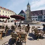 1-bedroom Floor In Heart Of Old Town Apartmán Bratislava