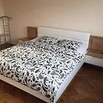1-bedroom Floor In Heart Of Old Town Apartmán *