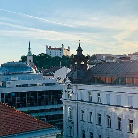 Apartment 1-bedroom Floor In Heart Of Old Town
