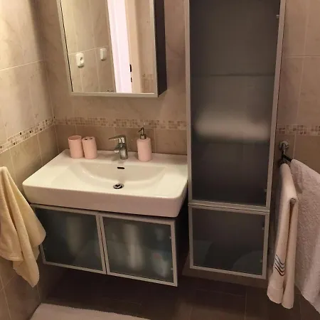 1-bedroom Floor In Heart Of Old Town * Bratysława